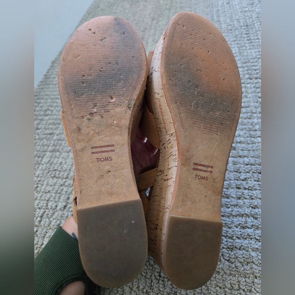 Toms Tan Suede Wedge Shoes with Cork Heel - Picture 11 of 12